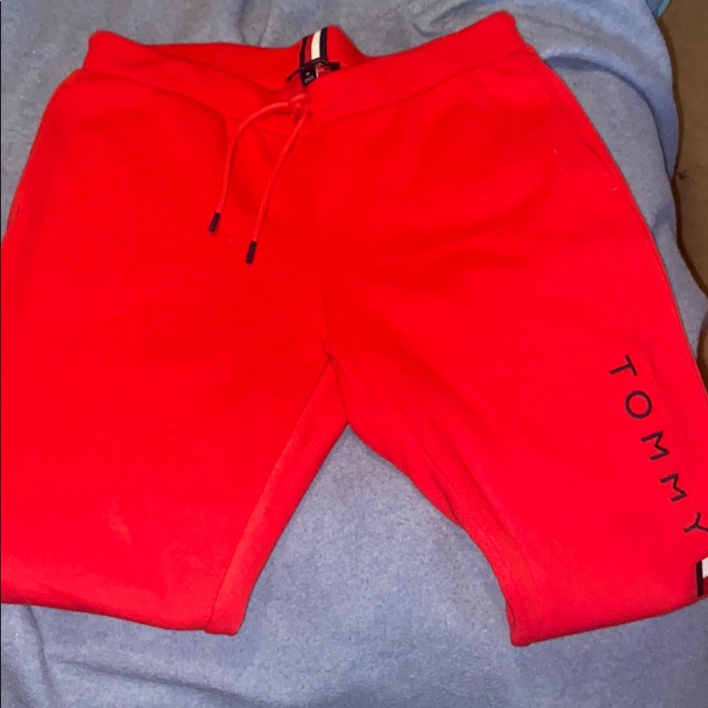 Tommy red sweatpants